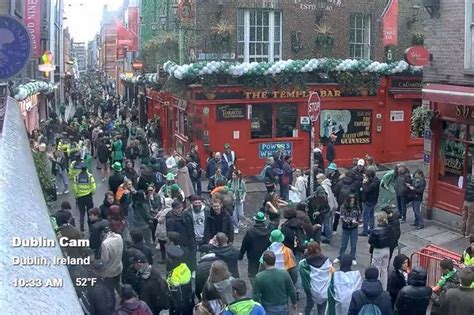 live webcam temple bar dublin|Dublins Temple Bar live webcam 